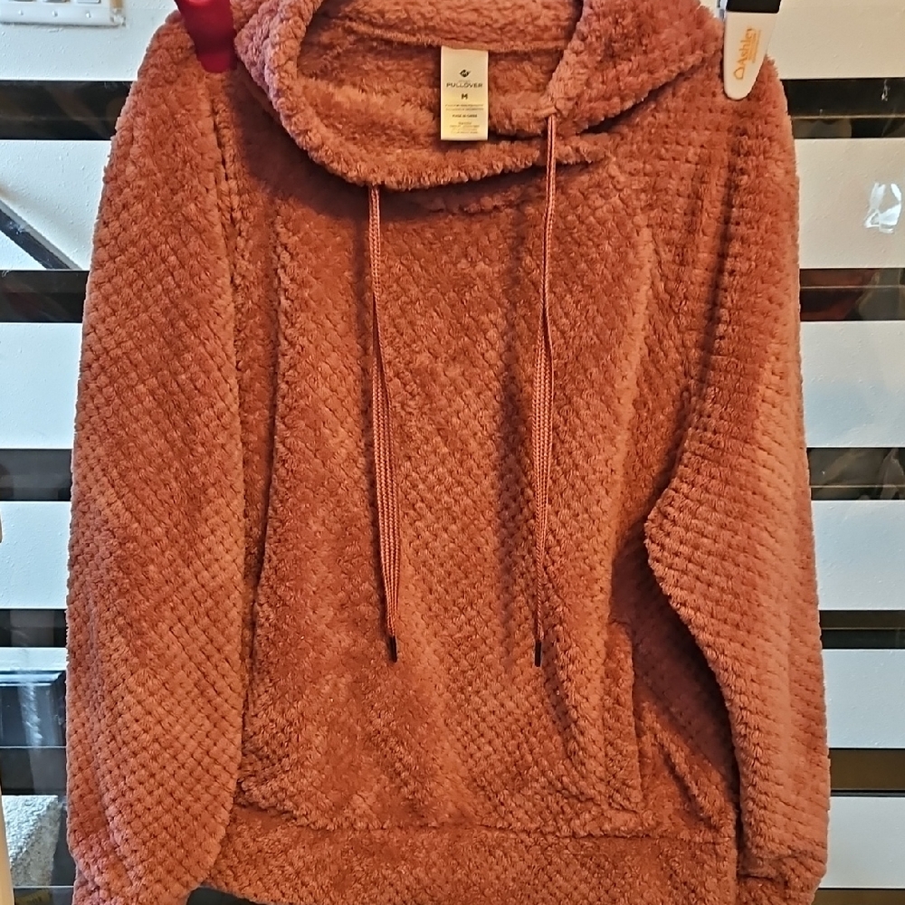Cozy Textured Pink Pull over. Very Soft